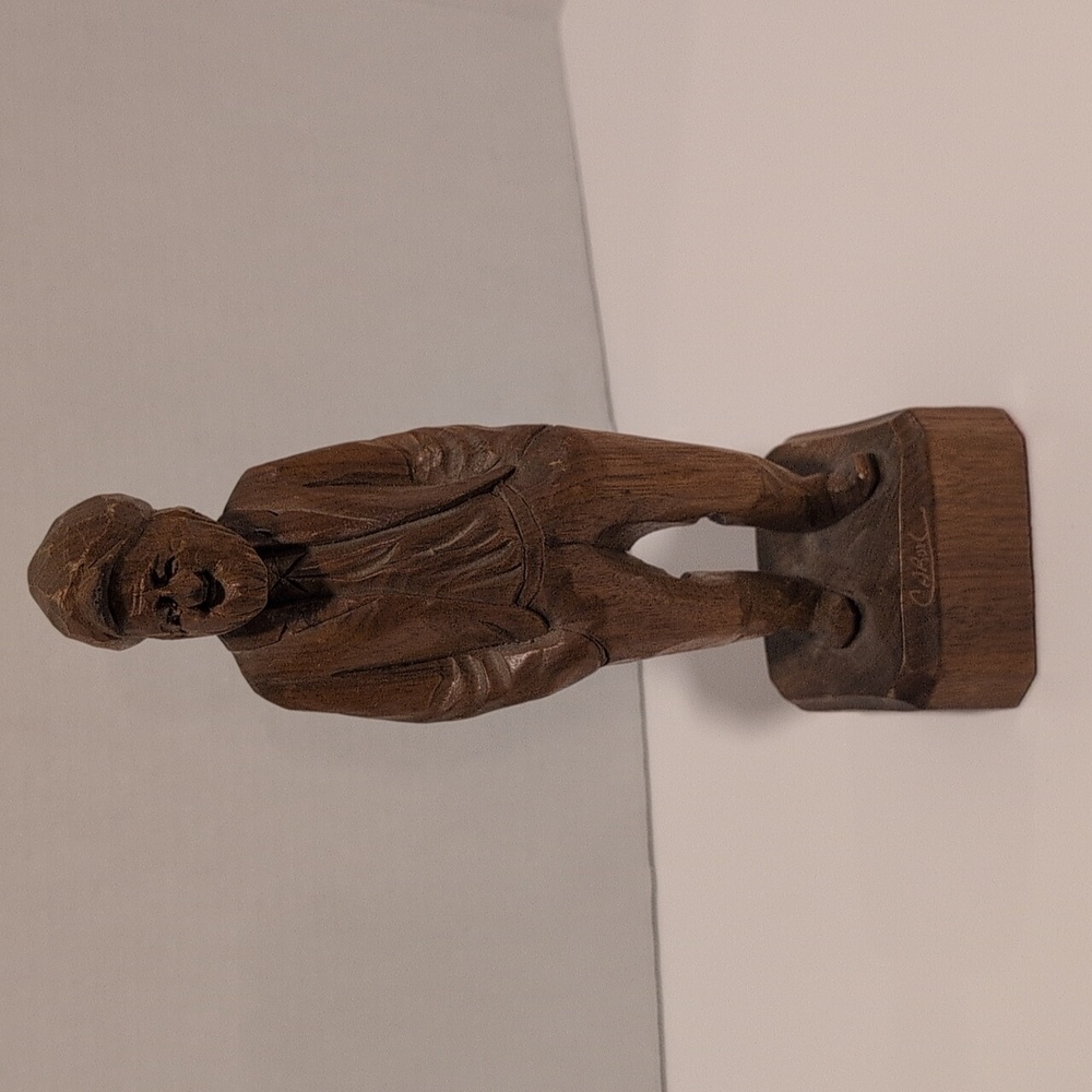 🇨🇦 Vintage Quebec FolkArt Caron-Signed Wood Carved Sculpture - 10"